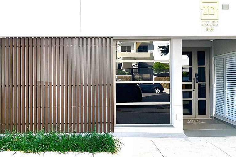 𝟙𝟙𝟚 - Studio Wɪ-Fɪ,ᴇsᴛᴀᴄɪᴏɴᴀᴍᴇɴᴛᴏ, Cᴏᴡᴏʀᴋɪɴɢ